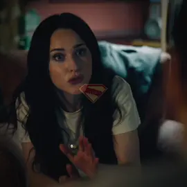 the movie looks so good. #superman #supermanmovie #superman2025 #jamesgunnsuperman #supermanedit #davidcorenswet #clarkkent #loislane #jamesgunn #lookup #gimmerent #youllgetyourrentwhenyoufixthisdamndoor 