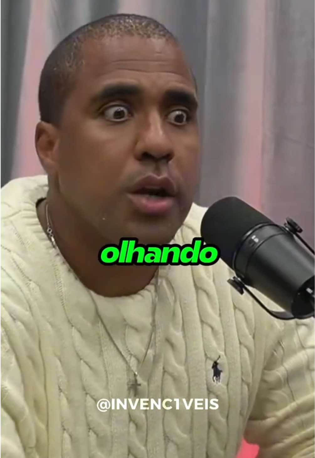 Futebol é satânico! #raiamsantos #renato38tao 