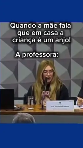 Qual será o motivo dele ser um anjinho em casa ? Qual sua opinião?  Deixe aqui nos comentários.  #professora #prof #escola #saladeaula #pedagogia #betagogiando 