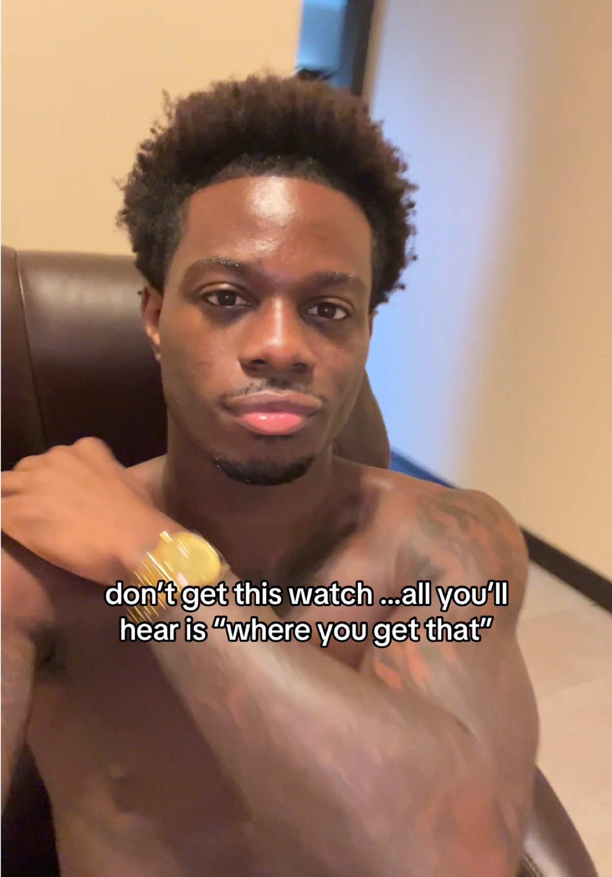 You can’t lie this is a nice watch…and it’s so affordable #goldwatch #watchesformen 