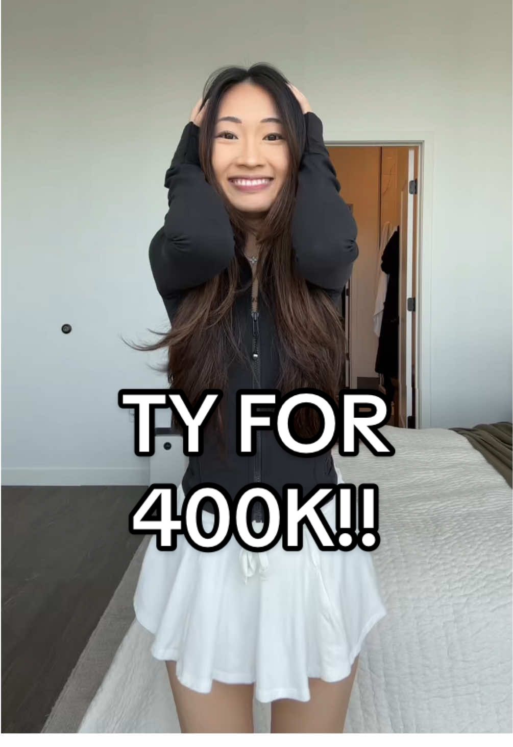 ty guys so so much for 400k!! i hope to c u all on twitch soon!! ily! 🤍🤍