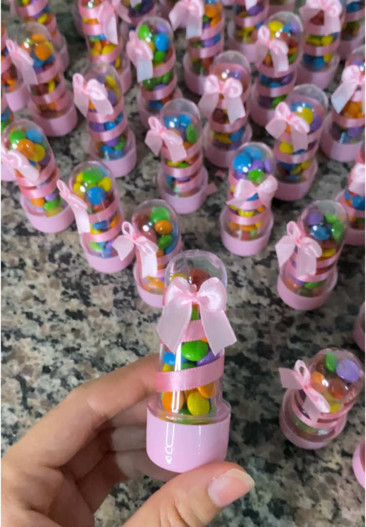 Tubetes 🩷🤏🏻 . . . . . . #tubetespersonalizados #festadecriança #chadebebe #docesgourmet #ideiasincriveis #emcasa 