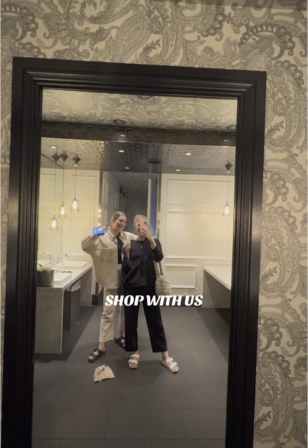 Someone invite us for patio drinks STAT 🛍️🫶 #shoppingvlog #aritzia #dayinthelife #girlsday #summer2025trends #zara 