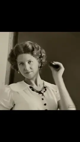 Hassiba Ben Bouali ( حسيبة بن بوعلي) AI Animation concept Smail Hadjidj
 
 #FemmesAlgériennes  #AlgerianWomen  #MarcGaranger  #RegroupementCamps  #HistoireAlgérie  #AlgerianHistory  
 #GuerreDAlgérie  #FrenchColonialism #Kabili #chawia #colonisation