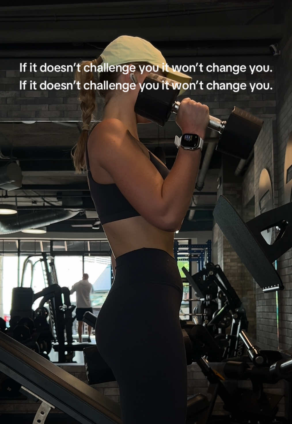 This is the phrase I repeat in my head the second I want to give up- whether it’s during a tough workout, while creating content, or in any other challenge. Years ago, an Orangetheory coach yelled it out as I was sprinting on the tread, and it’s stuck with me ever since. Keep unlocking new levels, and watch yourself flourish 🌻 @Align Studio Dallas @TrophyFitness🏆  #motivation #fitnessmotivation #fitnessjourney 