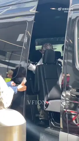 Safe flight 👋 .  .  .  .  .  #SMTR25 #SMTOWN_LIVE_LA #smtown #idolkorea #fypgakni #smnbg #smentertaiment #newboygroup #hyeonjun #daniel #tata #justinjay #songha #kassho #hanbi #hamin #haruta #kachin #nicholas 