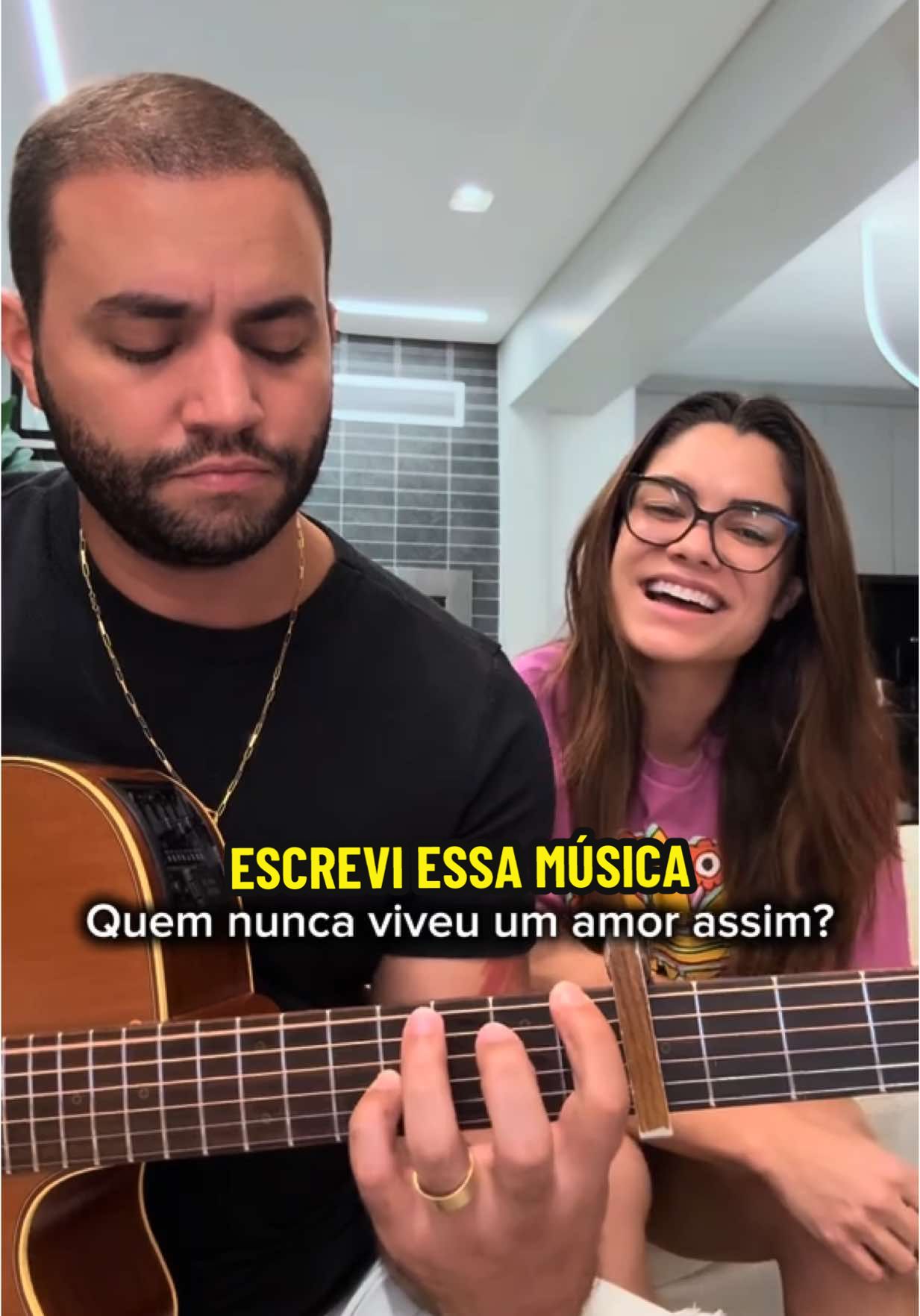 lembrou de alguém né? pois é, manda pra AQUELE @! 😮‍💨❤️ escrevemos essa música aqui, BODAS DE INTENÇÕES é o nome dela.  #sertanejo #musica #amor #fyp #vozeviolao 