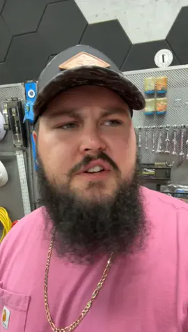 “You stole that joke” homie I borrowed it #rickyandtheboss #breadstickricky #roughneckroscoe 