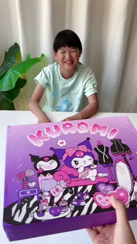 Kuromi surprise box! From hair accessories to socks, it's all beautiful peripherals. It's super fun to open them. #SurpriseBox #KuromiDongDongLe #BirthdayGift #June1Gift #kuromi 