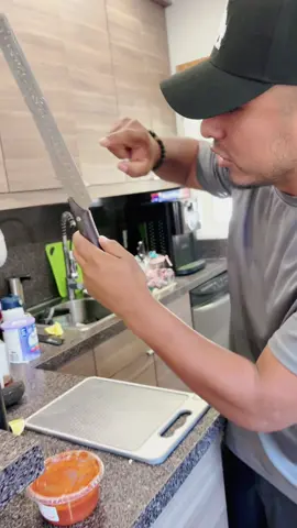 El cuchillo más filoso del mundo entero mundial. #knife #cookingknife #cuchillo #cooking #butcher 