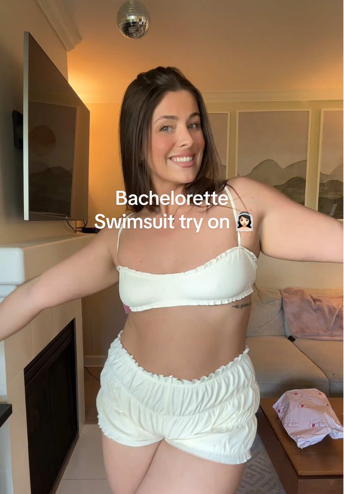 First time trying out @Strawberrymilkmob and it did not disappoint 🤍🍓👰🏻‍♀️ #bachelorette #bridaltiktok #bridalswimwear #swimsuithaul #strawberrymilkmob #tryonhaul #foryoupage #2025bride @CoconutMilkMob 