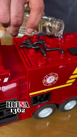 Este no es un juguete cualquiera... es un camión #HUINA1362! ¿Control remoto, luces y potencia? ¡Manéjalo como si estuvieras en una obra real! ¿Estas listo para dominar el terreno? #Huina #RCToys #RCCars #RCTrucks #CONTROLREMOTO #CAMIONDEBOMBEROS #ToyTruck #FYP #TikTokMadeMeBuylt #tiktokmehizocomprarlo