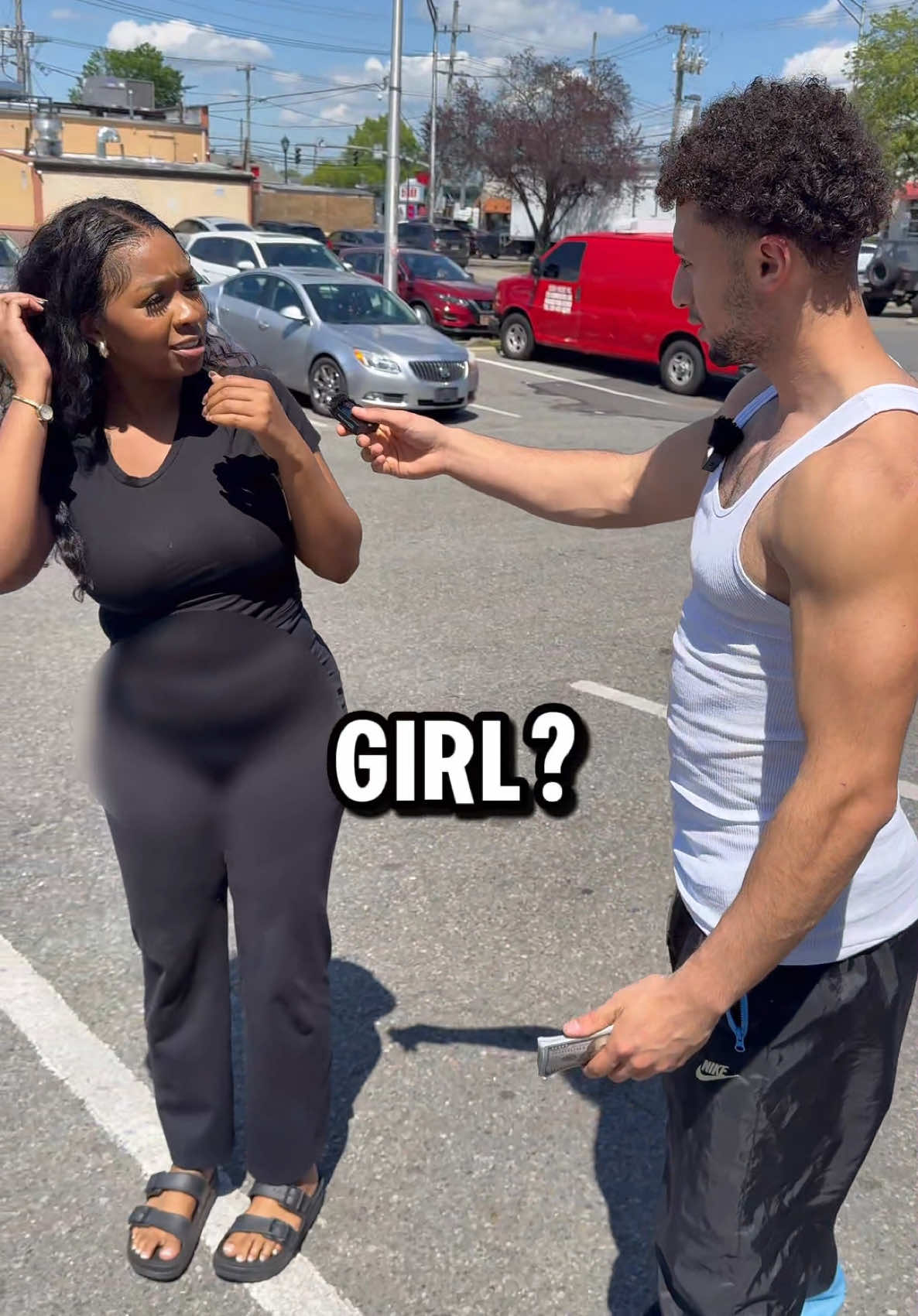 Who can eat faster for $1,000? @Halal N Out   #challenge #Fitness #fitnesschallenge #viral #trending #gym #winmoney #mrbeast #rage #bodybuilder #foodreview #nyc 