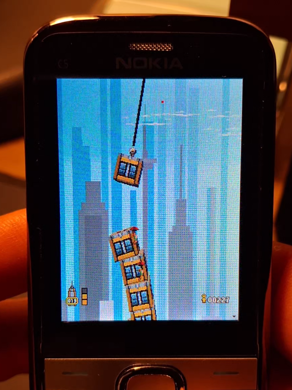 Respondendo a @chuvasemmarte Tower Bloxx - Digital Chocolate Classic JAVA Game #nokiagames #towerbloxx #jogosjava #nokia #oldmobilegames #jogosdecelular #gameloft #jogosmobile #mobilegame #retrogames #oldgames #retrogaming #jogosantigos #citybloxx #digitalchocolate #gameloftgames 