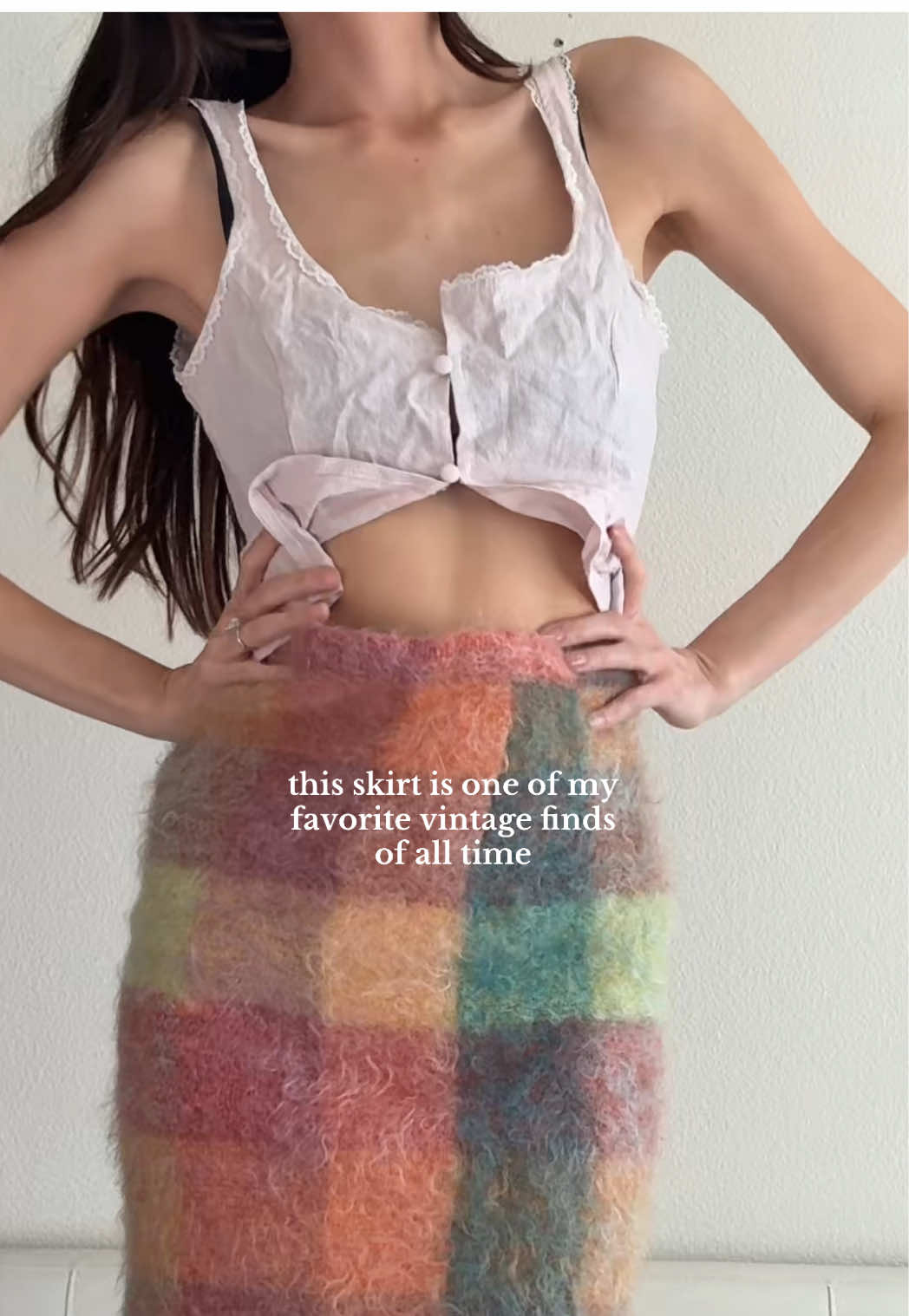 the colors are perfecttttt 🧚🏻‍♀️  #thrift #vintage 