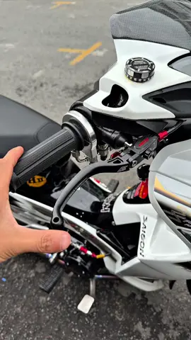 Tay Bị vậy là sao ae ai biết chỉ tui với 🤧 #xuhuong #xuhuongtiktok #wave125i_ไฟเลี้ยวบังลม_future125i #FutureX #future 