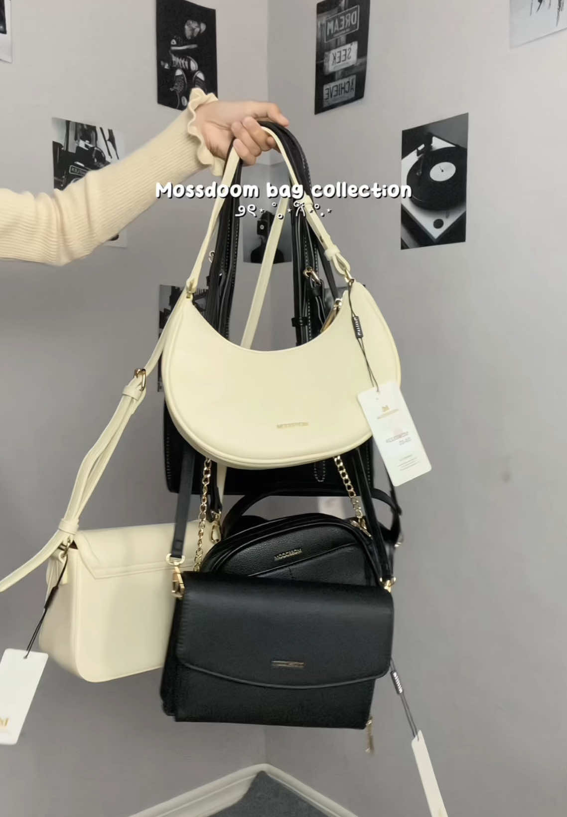 Cantik semuaa tasnya😍 #slingbag #shoulderbag #tasselempang #taswanita #bagcollection #mossdoom #fyp 