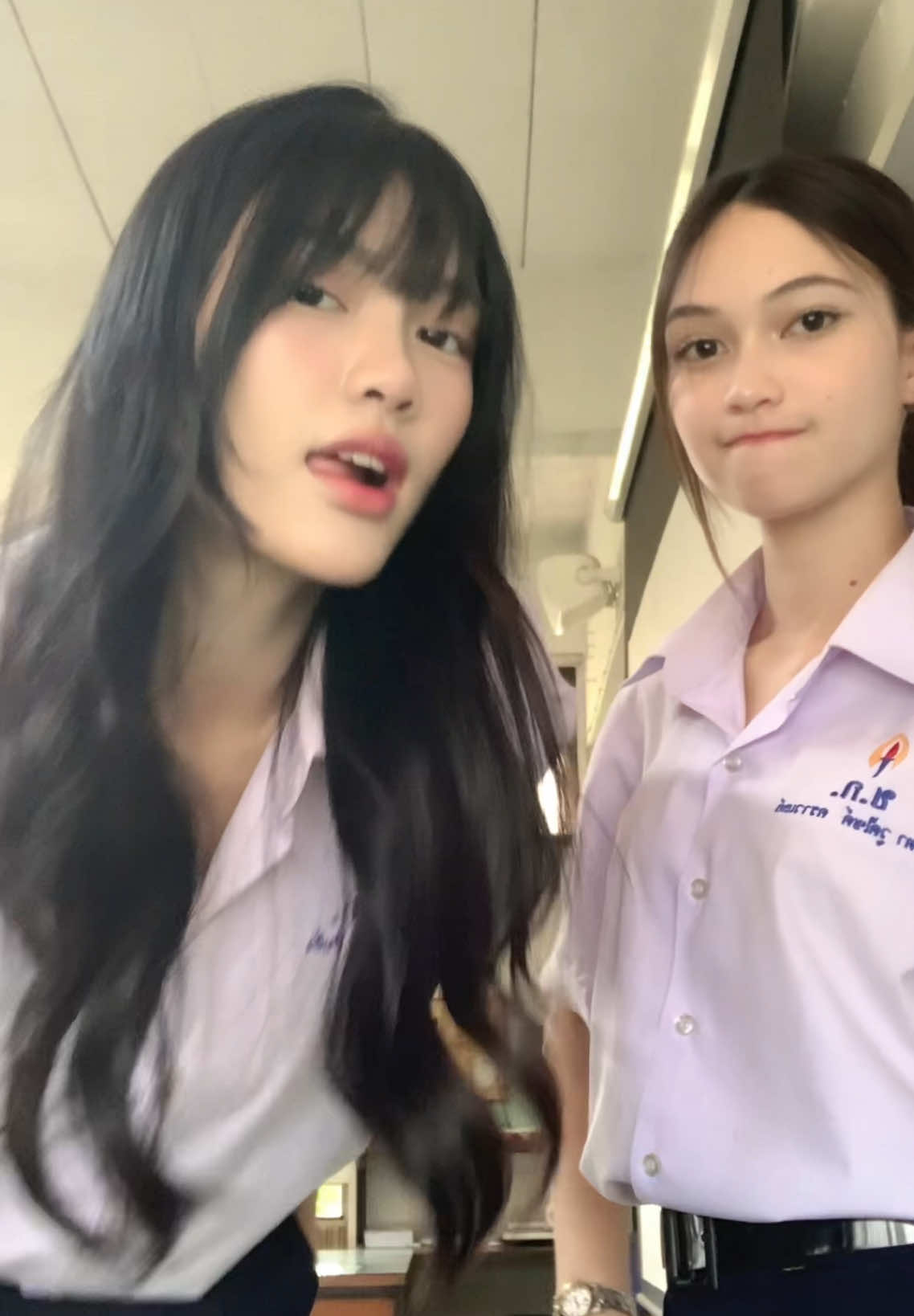 น้ำตานองอาบสองแก้มมม @กึ๋มจั๊ก #kkc #นางงามตู้กระจก #คาราบาว #ขอนแก่นวิทย์ขึ้นฟีด 