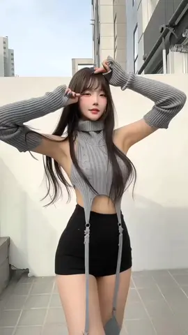 #奶凶 #扭一扭 #微胖女生 #御姐 #fyp #douyin抖音 #fypシ゚ #dance #甜妹dancer #fashion #欧巴江南style #fussyychoice #ootd穿搭 #OOTD #cosplayer  