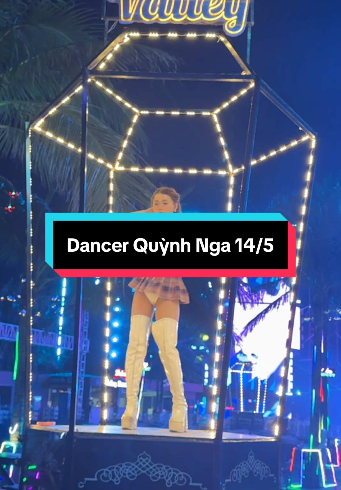 Dancer Quỳnh Nga at valley beach club Ha Long#quynhnga#valleybeachclub#dance#fyp#trend#xuhuong#xuhuongtiktok 