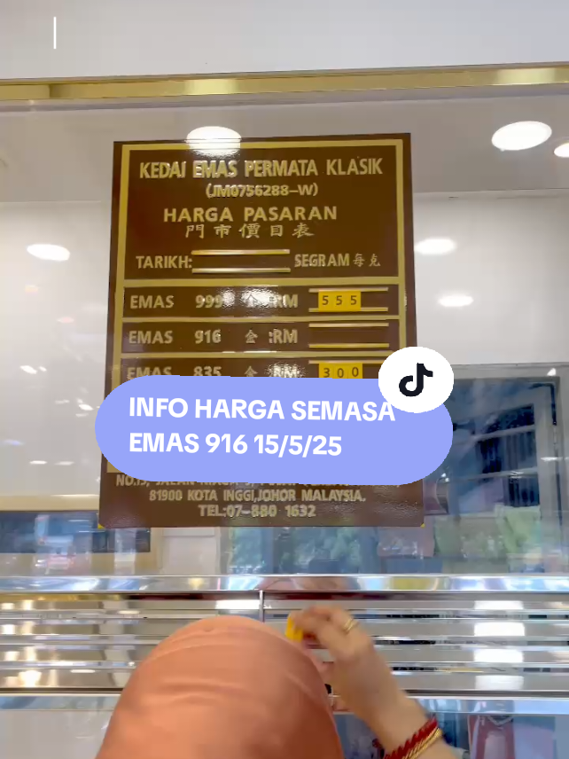 guysss, harga Emas 916 tengah turun!! Jemput datang Kedai Emas  Permata Klasik cawangan Kota Tinggi, Johor untuk cuci mata & tambah koleksi emas baru! 🥰🥰🥰 #fyp #emas916 #emastulen #kedaiemaspermataklasik #exclusive #trending #buybackemas 