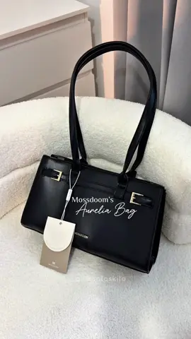 Cakepp bgt jgn sampe ga kebagiann 🤩🩶 #taswanita #tasmewah #mossdoom #tasbahu #shoulderbag #newarrival #unboxing #rekomendasitaswanita 