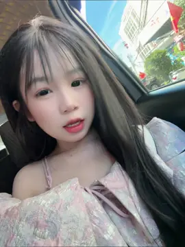 iu cái gi as#CapCut #gaixinhtiktok #gaixinh #hocsinh #2011 #hottrend #quaytiktok #xh #thichanh #trending 