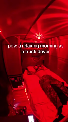 when you realize life on the road isn’t too bad after all 👏🏼👏🏼