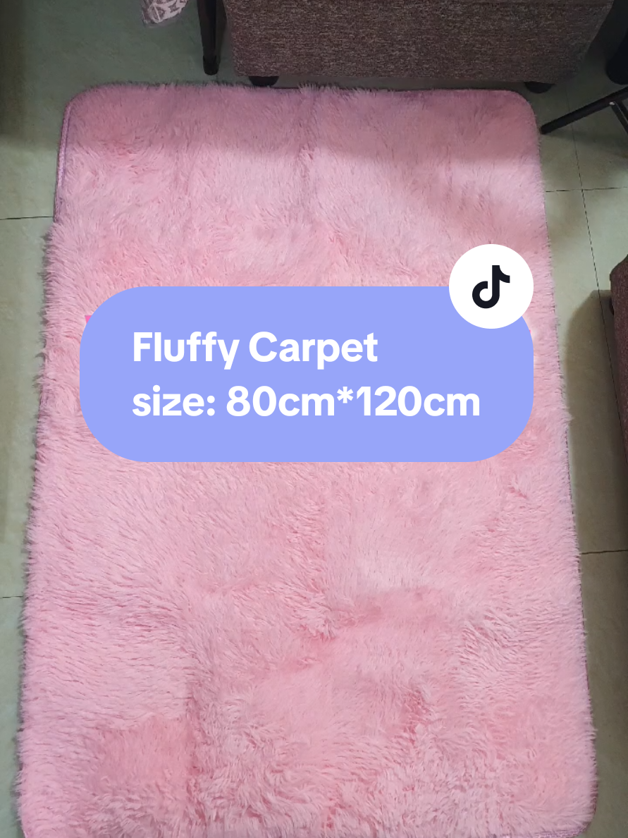 Fluffy Carpet  size: 80cm*120cm!💗 #fluffycarpet #carpet #diningcarpet #bedroomcarpet #salacarpet #carpets #affordablecarpets #backgroundcarpet 
