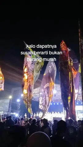 tapi ini bukan tentang barang  #anakmajelis #majelissholawat #infomajelis #lewatberanda 