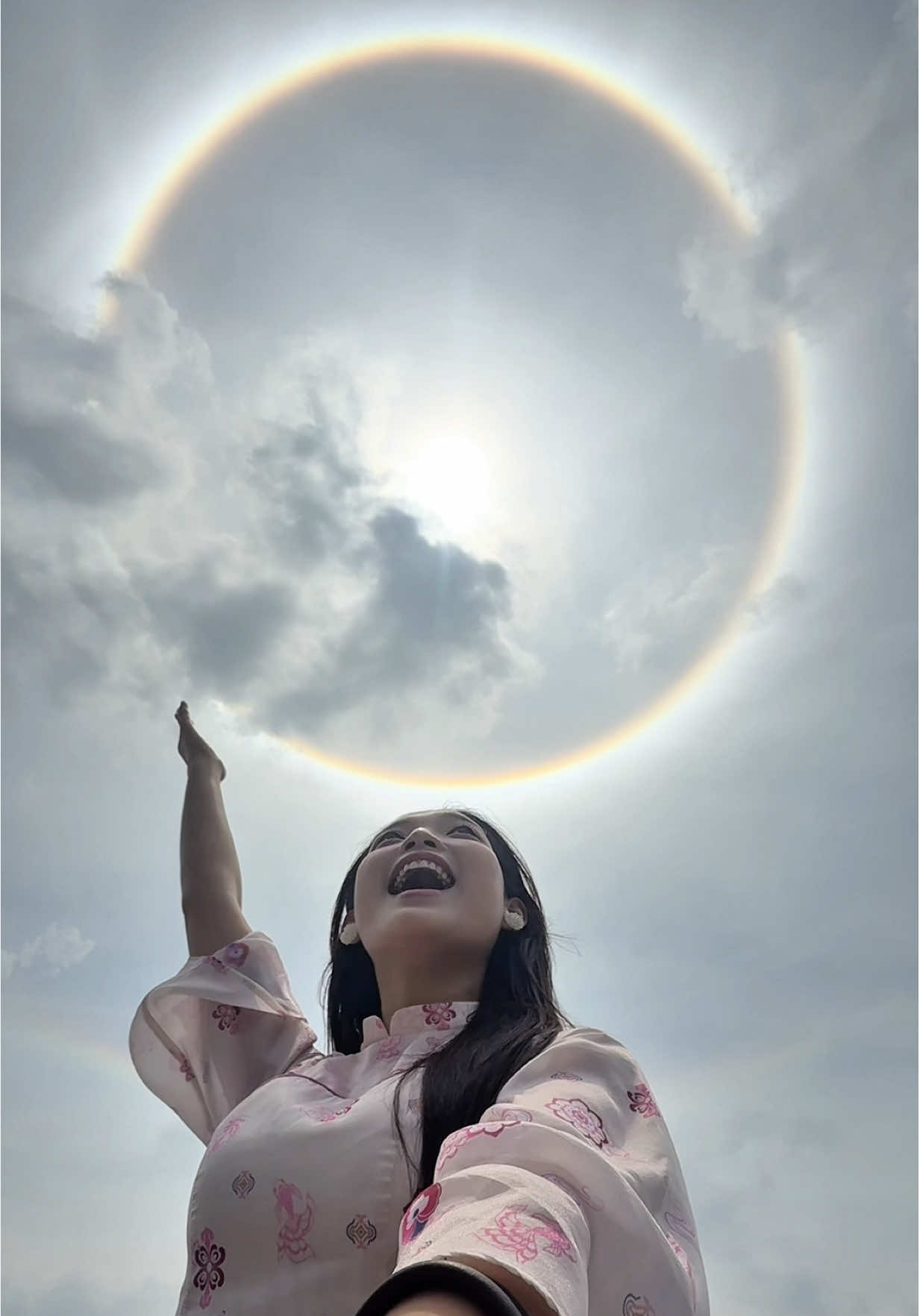 Trời ơi nay mình thấy ✨ Hào quang Mặt trời✨ nàyyyyy. Có bạn nào thấy không ạaaa 🥰 #hapudayne #schannel 