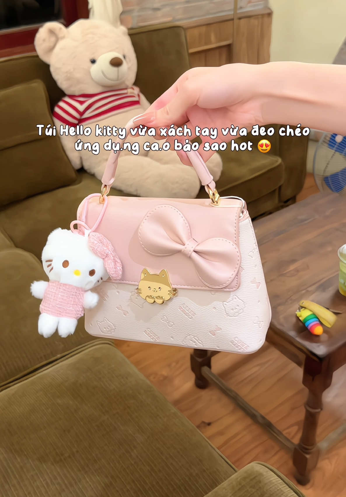 Ghiền Hello Kitty rùi đó 😍😚 #tuixach #túi #hellokitty #review #minnriviu #muataitiktok 