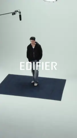 Dancing, creating, unplugging - EDlFlER sound is there for it all. Thrilled to join the @Edifier Global family! เต้น, สร้างสรรค์ และปลดปล่อยตัวตน ไปกับเครื่องเสียง EDIFIER ในสำหรับทุกสถานการณ์  รู้สึกเป็นเกียรติที่ได้เข้าร่วมกับครอบครัว Edifier ครับ #EdifierXPondNaravit #EdifierPartner #ComfoQ #M60 #W80
