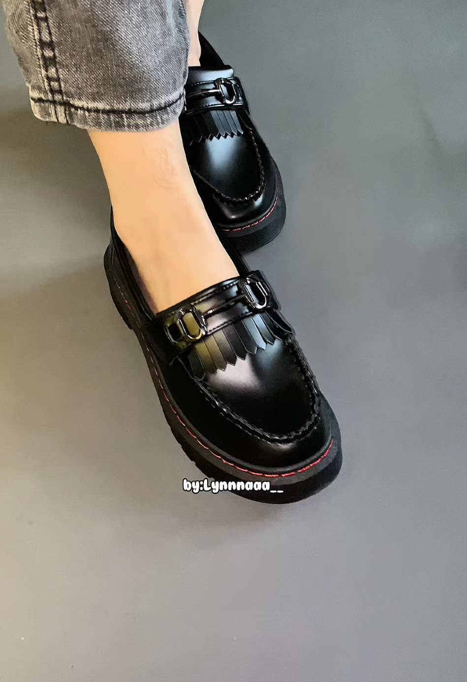 #sandalwanita #sepatu #sepatuwanita #sepatucasual #sepatukoreanstyle #fashion #OOTD #viralvideotiktok 