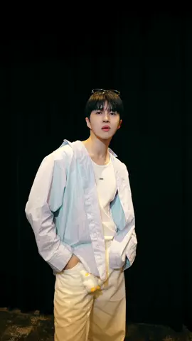 かわいい쟌이😎💛✨ #STARLIGHT #별빛 #LITTLESTAR #애기별 #KEN #켄 #LeeJaeHwan #이재환 