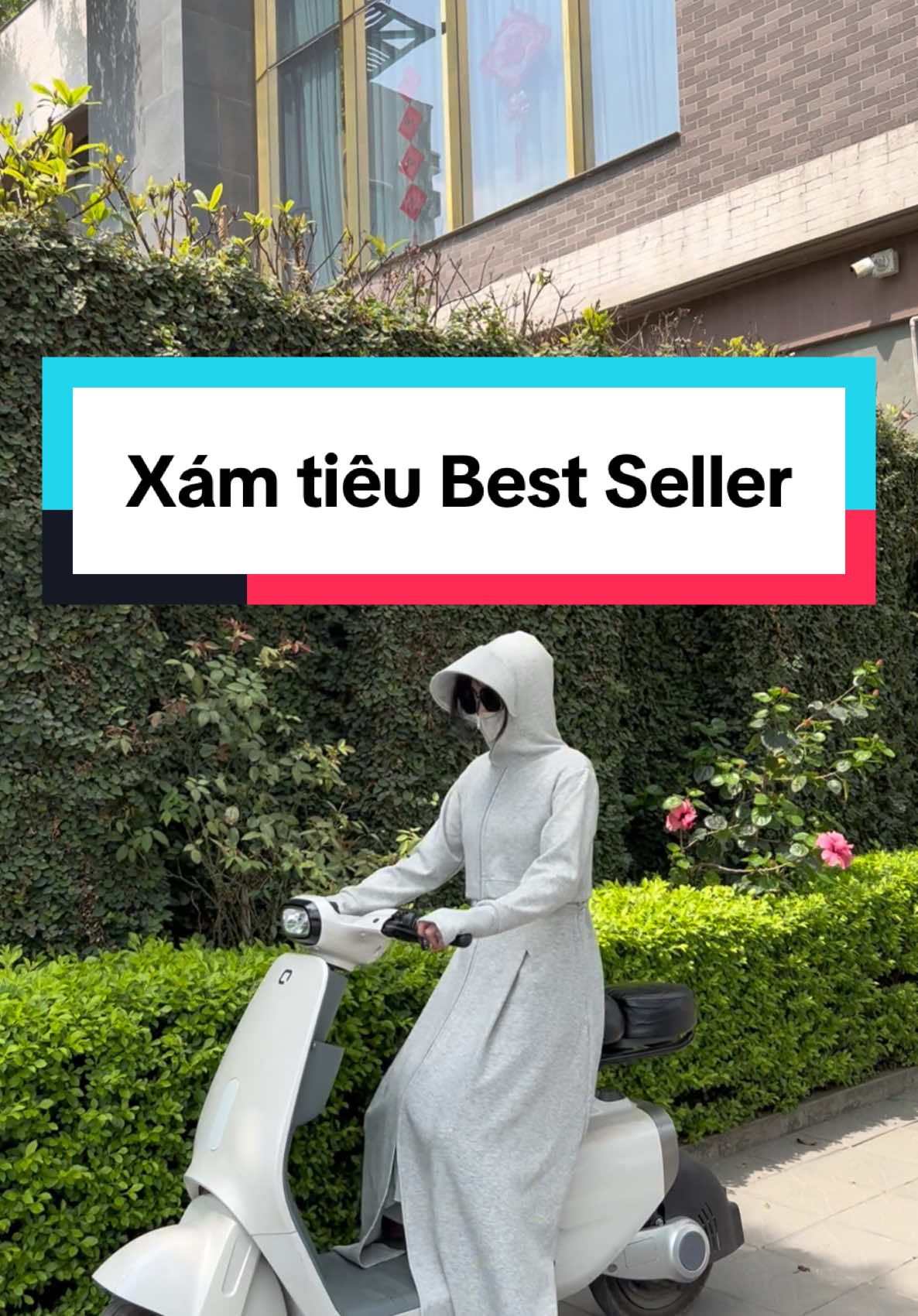 Giá hời quá chị em ơi, còn ai chưa sắm em Áo chống nắng mẫu mới này chưa ạ #august2002 #xuhuong #aochongnangtoanthan 