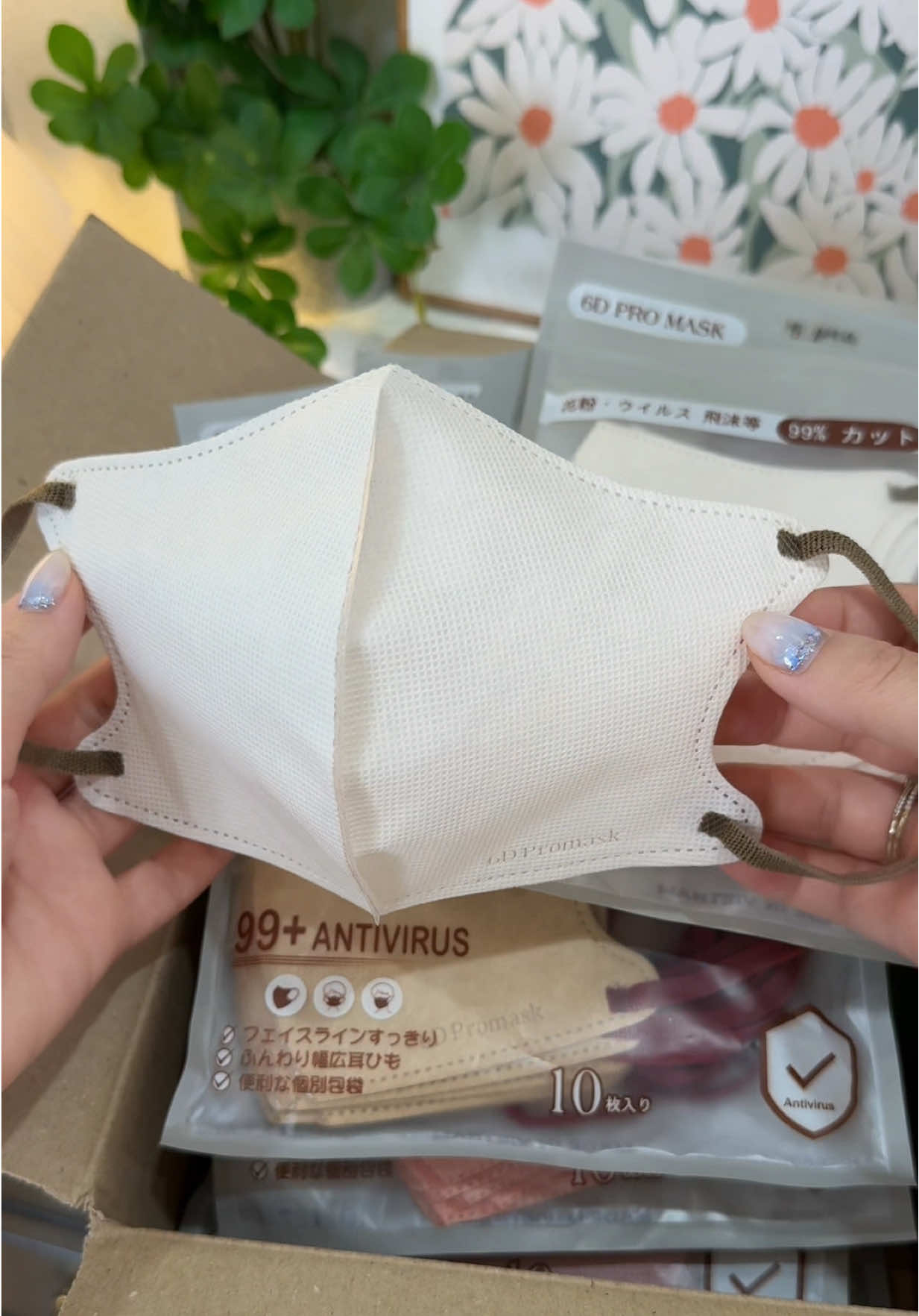 Khẩu trang 6D Juli mỏng nhẹ đeo thích lắm