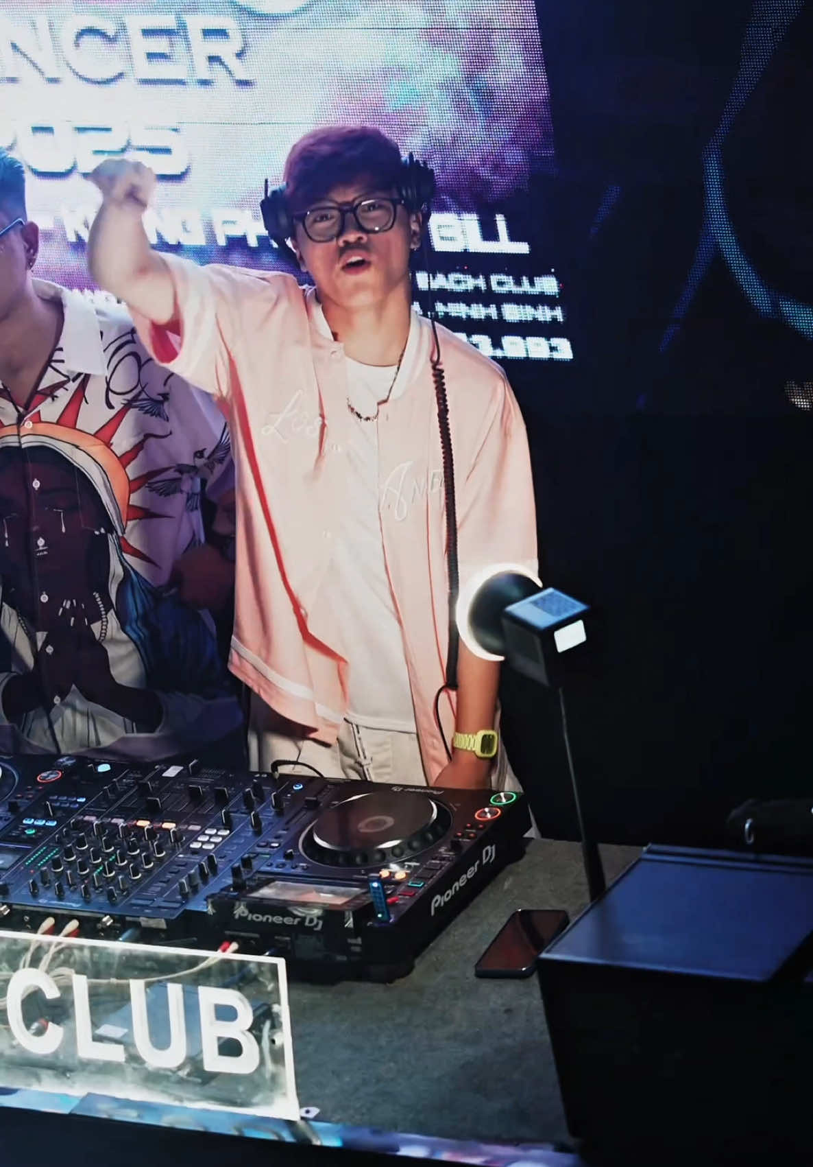 Bài Ca Tuổi Trẻ 🚲🙆‍♂️- MAY RMX #xuhuong #xuhuong2025 #xuhuongtiktok #djngoose #viral #hot #vinahouse #baicatuoitre #nhachaymoingay 