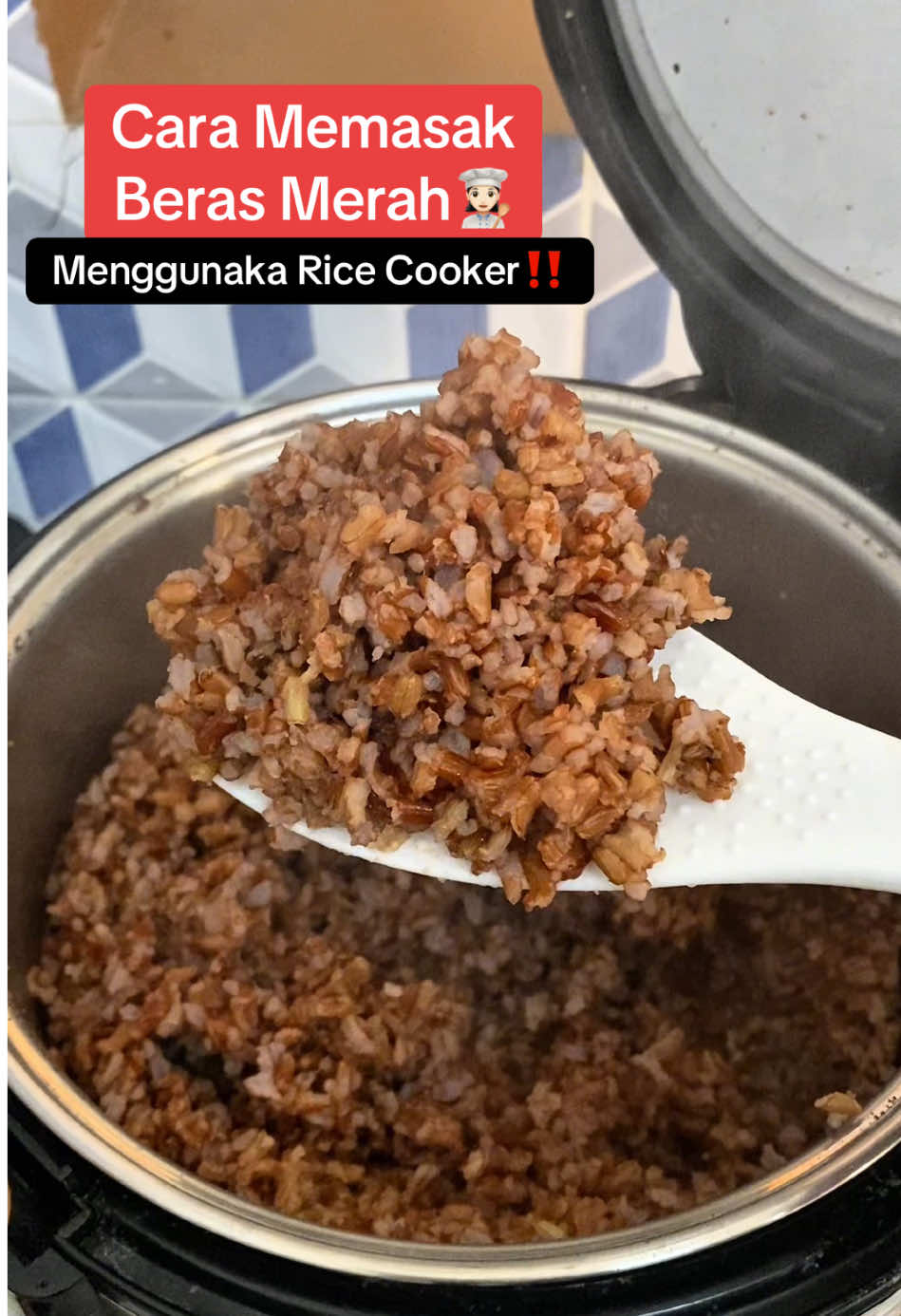 Cara memasak beras merah simple menggunakan rice cooker, check‼️ 🫶👩‍🍳 #berasmerah #healthylifestyle #resepricecooker #defisitkalori #resepdiet #diet 