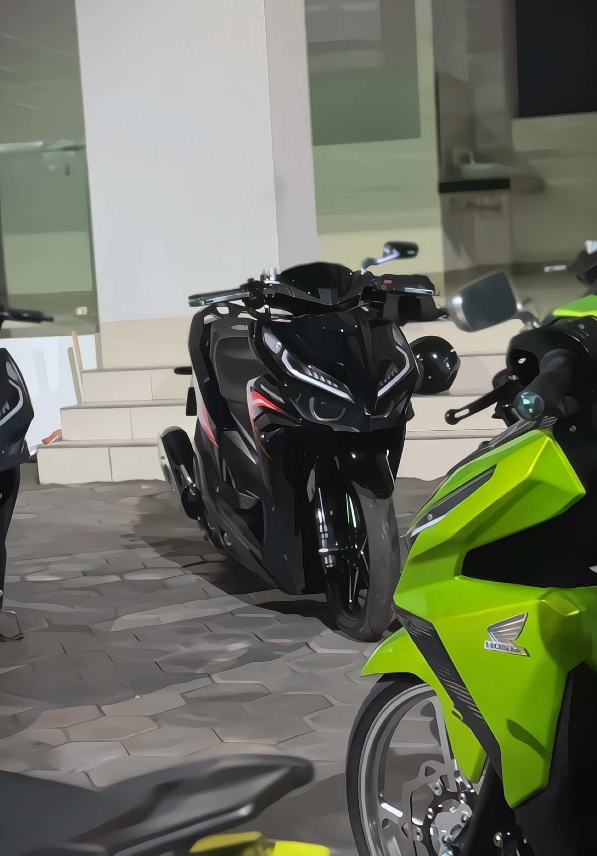 ngonten sama panutan pake poco 🥰#vario #vario125new #fyp #suvar 