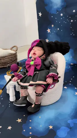 Bayi lylia udah ngantuk kenyang abis minum susu, tapi tetep harus pemotretan 🤣🤣🤣 #babytiktok #mlbb #lyliatiktok #lyliamobilelegends 