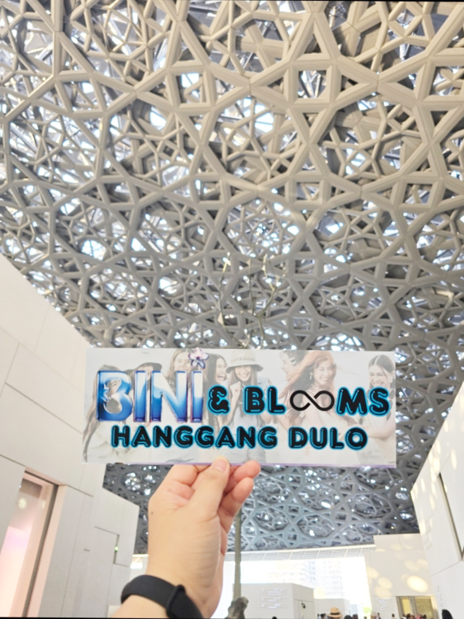 3 days na lang @bini_ph BiniVerse World Tour Dubai 🌸  We'll be giving away these hand banners sa concert day. Very limited lang po siya so 1st come 1st serve (no reservation para fair) open for trades din po hehe. Time & Loc TBA. See you soon @Bini Aiah Arceta @C O L E T :):) @loiverever౨ৎ @G W E N @STACEY @MIKHA LIM. @JHOANNA @Sheena Catacutan   💖Abu Dhabi Blooms 💖  📍LouvreAbuDhabi Museum, Abu Dhabi #Bini #Biniverse #biniversedubai  **all negative comments towards our walo will be deleted! Doon kayo sa far away shoo!!**