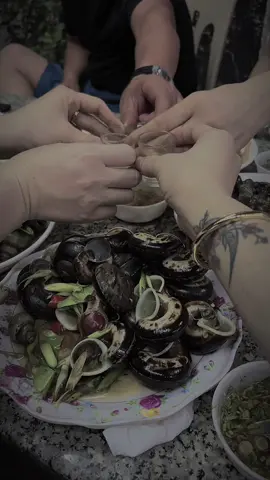 Chỉ mong đời này bình yên, nắng không quá gắt, mưa cũng  đừng quá buồn#😊🥀🙃 