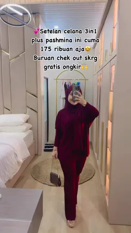 Yang aku pakai warna maroon 😍#allahumabarik  #stelanwanita  #stelanhijab  #setcel  #setcel3in1  #setcel3in1pasmina  #pyf  #fyppppppppppppppppppppppp 