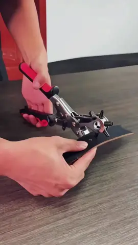 Dung cụ đục lỗ thắt lưng #kimbamlothatlung #kimbamlodaynit #kimduclothatlung #kimbamthatlung 