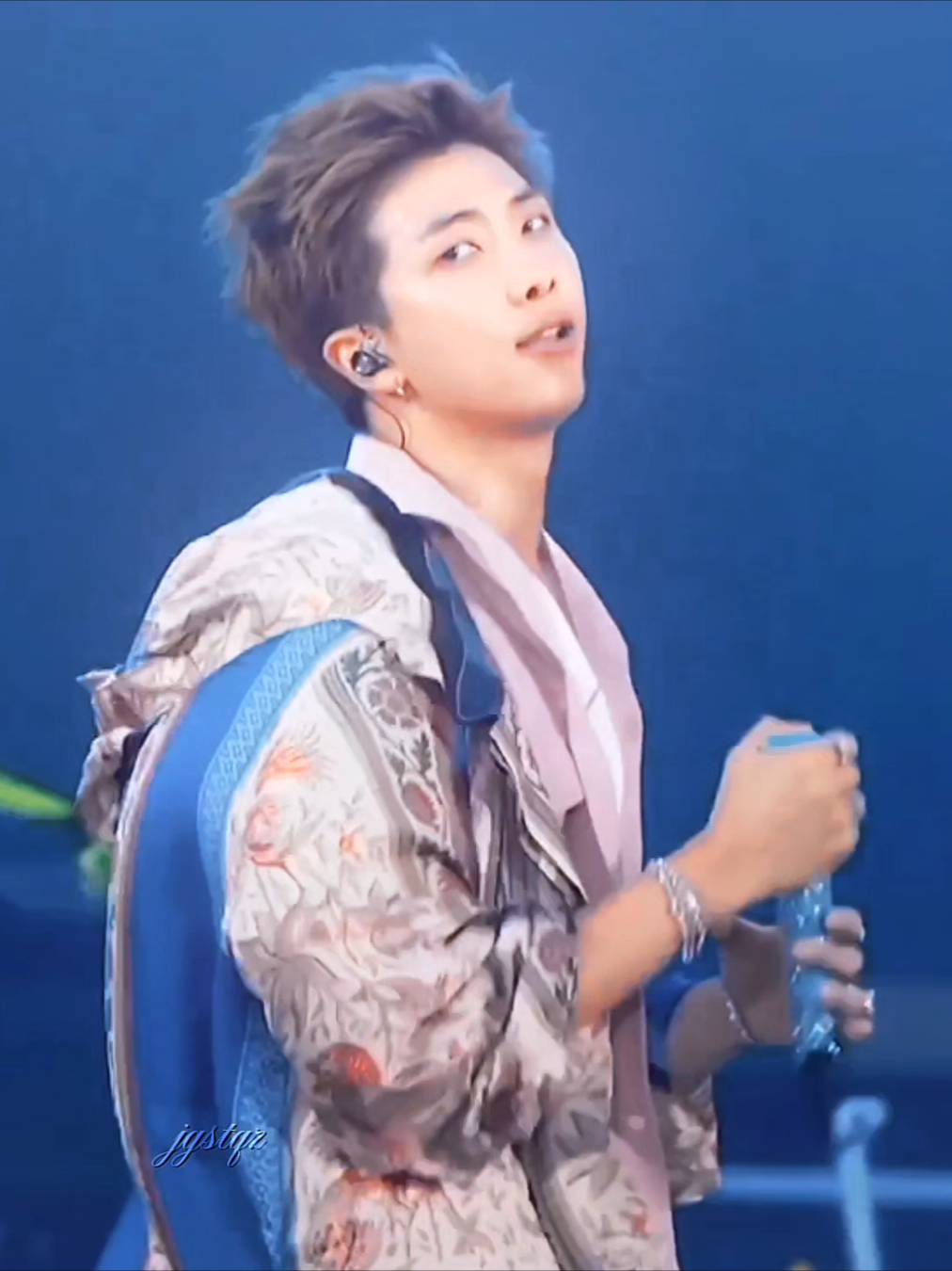 repost bc the last one flopped so badly (@TikTok don't flop this please) #jgstqz #firesoc_ #소방대soc #omgpage #fyp #foryou #xbcyza #bts #btsarmy #army #btsedit #rm #namjoon #kimnamjoon #namjoonedit [scp: anarkiveone / @rkive⁷ ] 