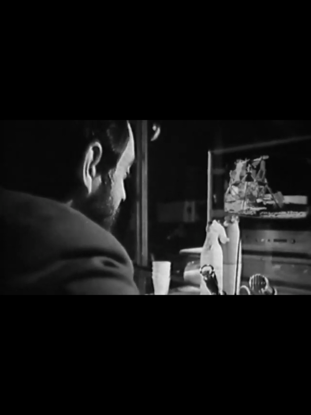 #moon #stanleykubrick #pourlui #fouryou #pour #pourelle 