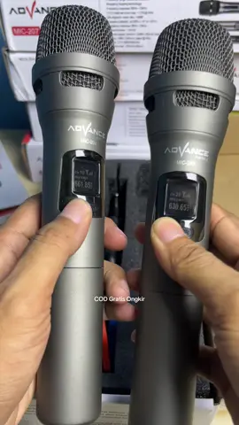 Terbaru dari advance, mic advance 209 udah pake baterai tanam jadi tidak perlu bongkar pasang baterai #mic #mickaraoke #micwireless #microphone #microphonewireless #micadvance209 #wibgajian #mic209 