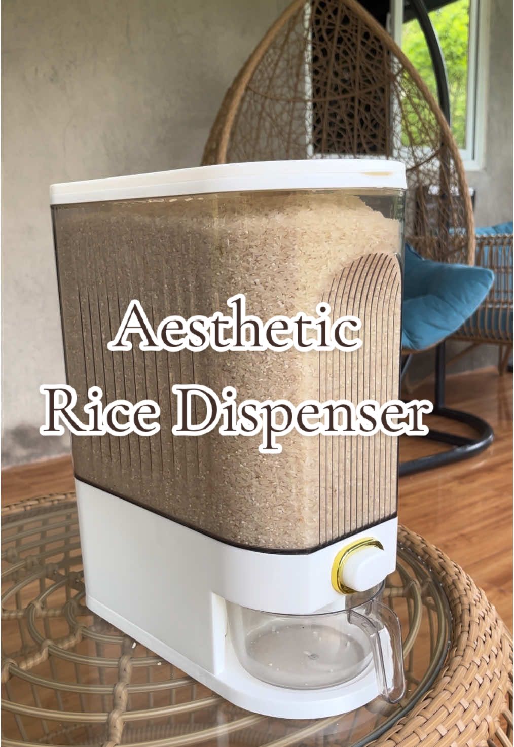 Magandang quality ng rice dispenser nato mga mii 😊 dika magsisisi. #ricedispenser #estetik #ricestorage #container #kitchen #musthave #musthaveproducts 