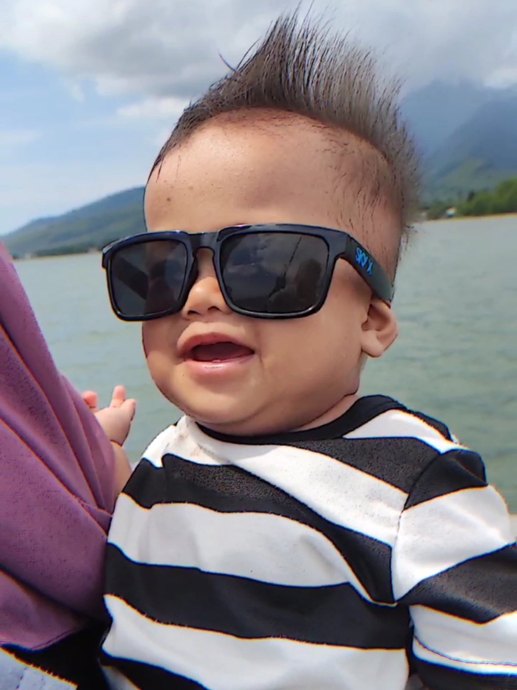 aku hanya seorang anak kecil paman✌️😁 #babyboy #babytiktok #baby #beach #fyp #foryoupage❤️❤️ 